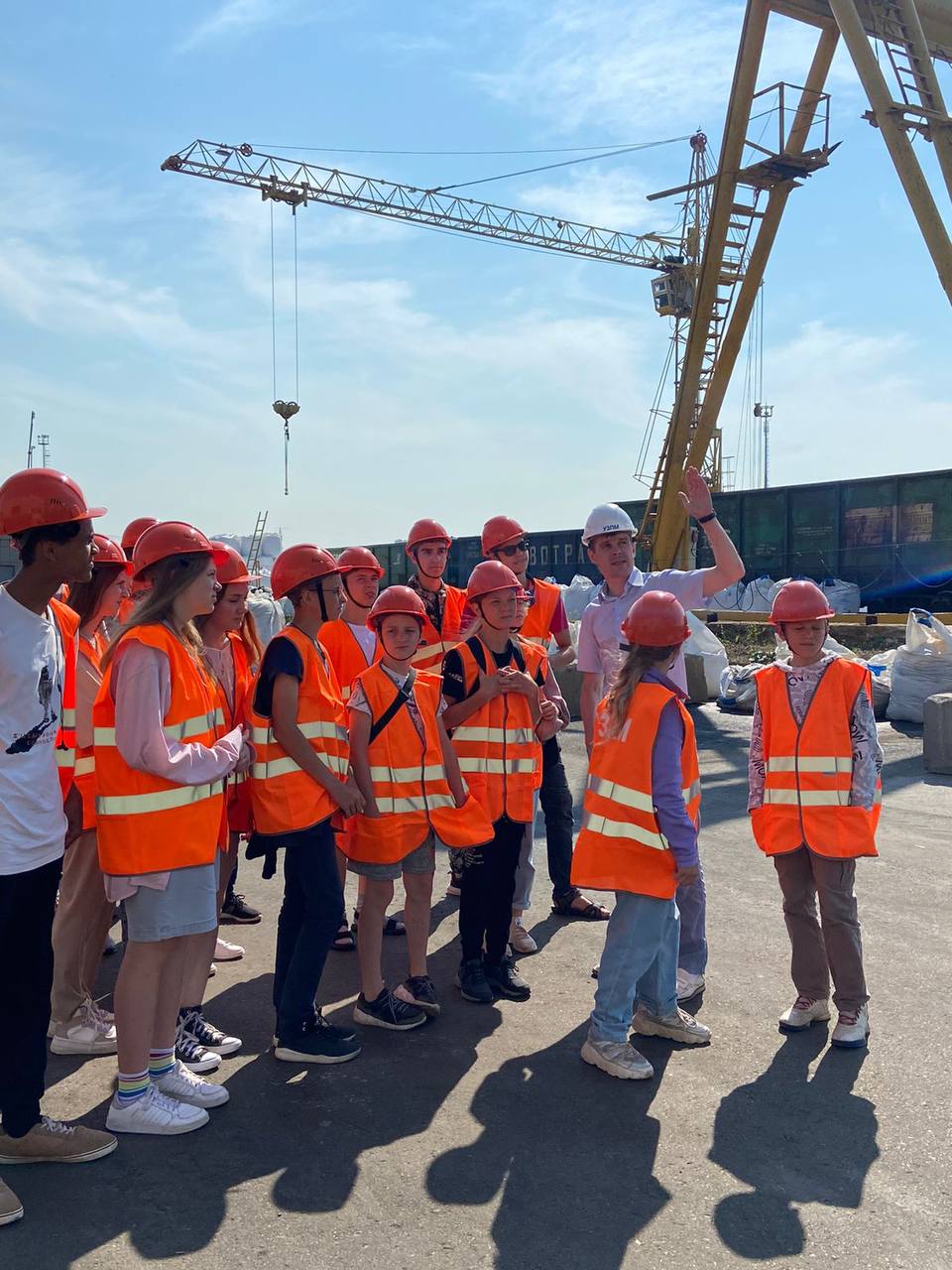 Я в рабочие пошел, пусть меня научат!