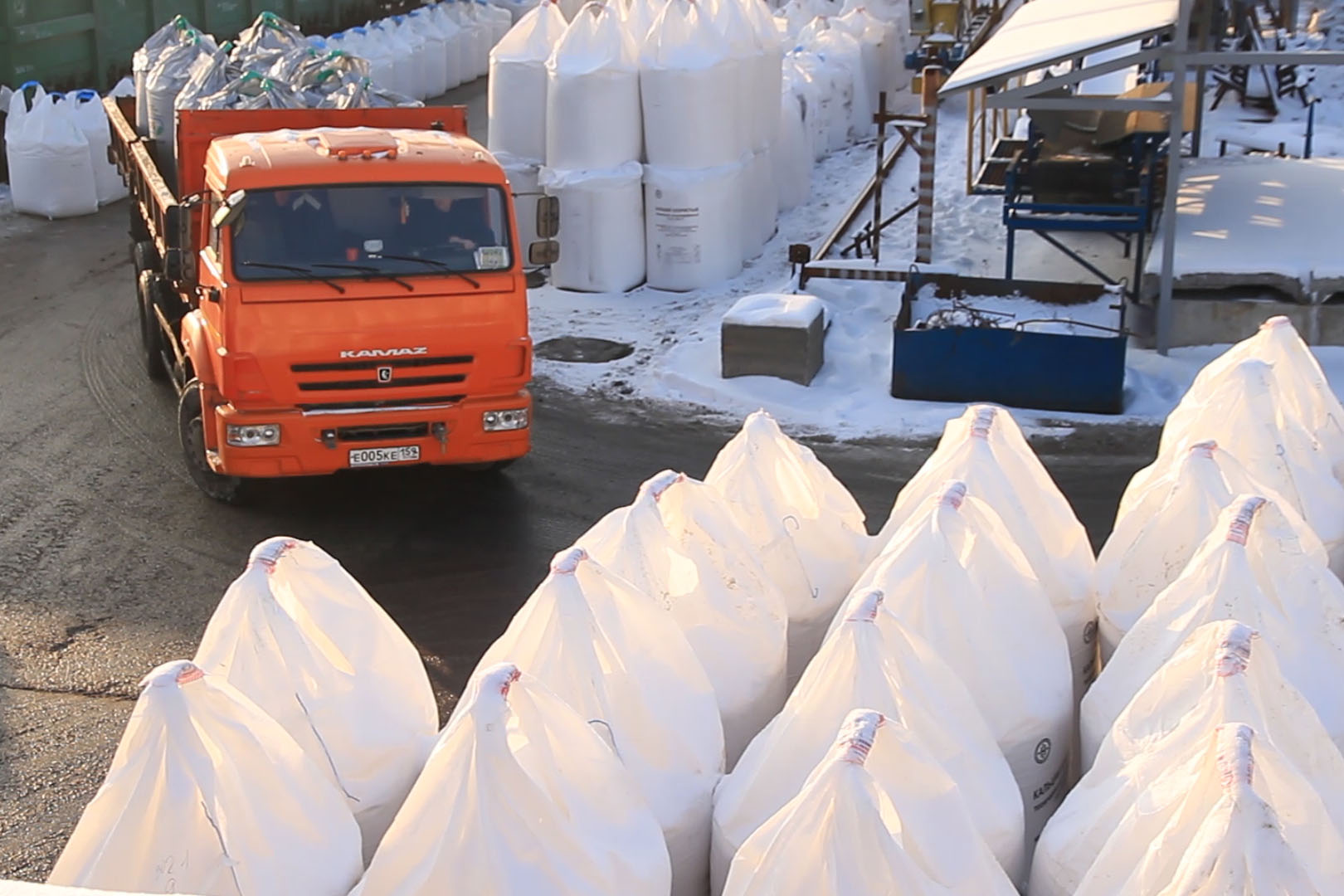 Реагент, уходи: рассказываем, опасны ли для горожан противогололедные смеси, рис. 10