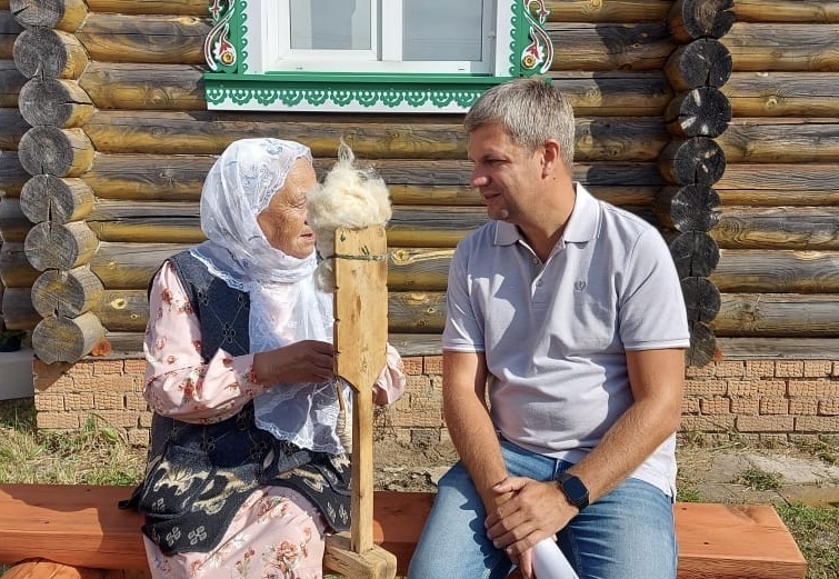 Руководство УЗПМ поздравило жителей старейшего поселения Пермского края, рис. 3